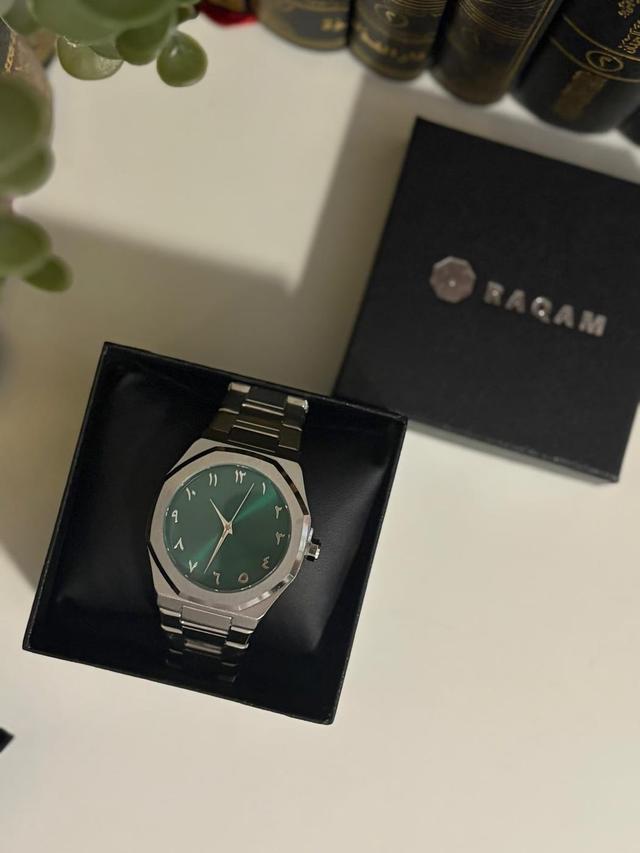 RAQAM 01 · Zaytun